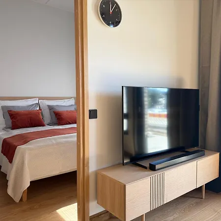 Levikaira - Log * Levi