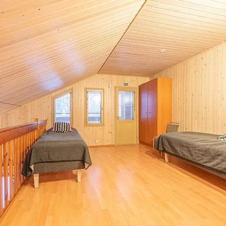 Levikaira - Log * Levi